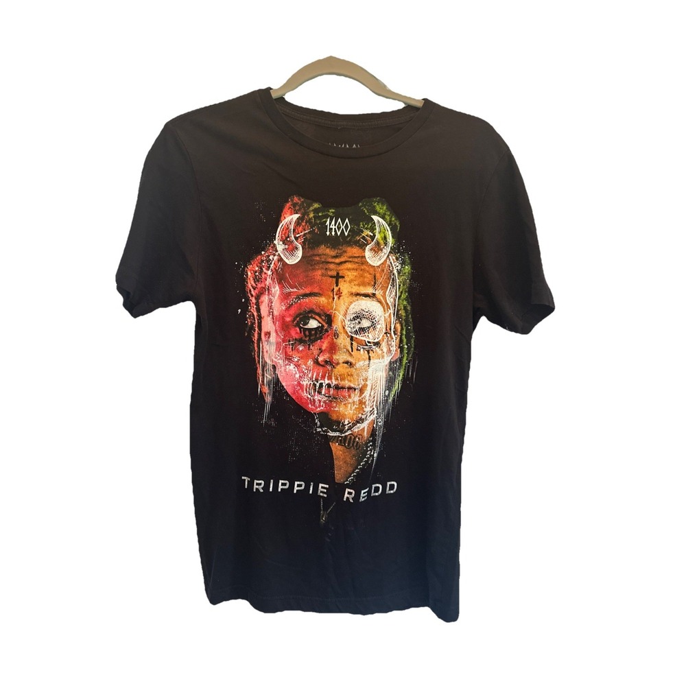 Triple Redd T-Shirt Size‎ Small